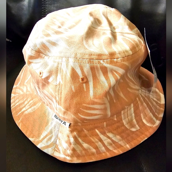 Hurley Accessories - Hurley Bayshore Bucket Hat New with Tags One size fits all Pink Caribbean print